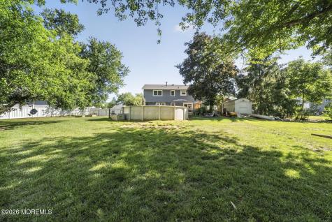 24 Eliot Road Manalapan NJ 07726