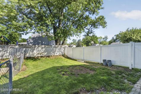24 Eliot Road Manalapan NJ 07726