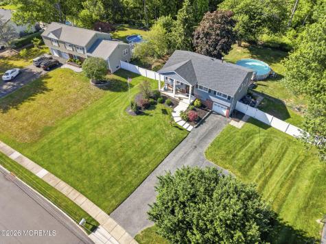 24 Eliot Road Manalapan NJ 07726