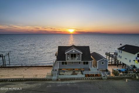 27 S Beach Drive Cape May Court House NJ 08210