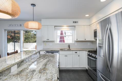 248 Compass Road Manahawkin NJ 08050