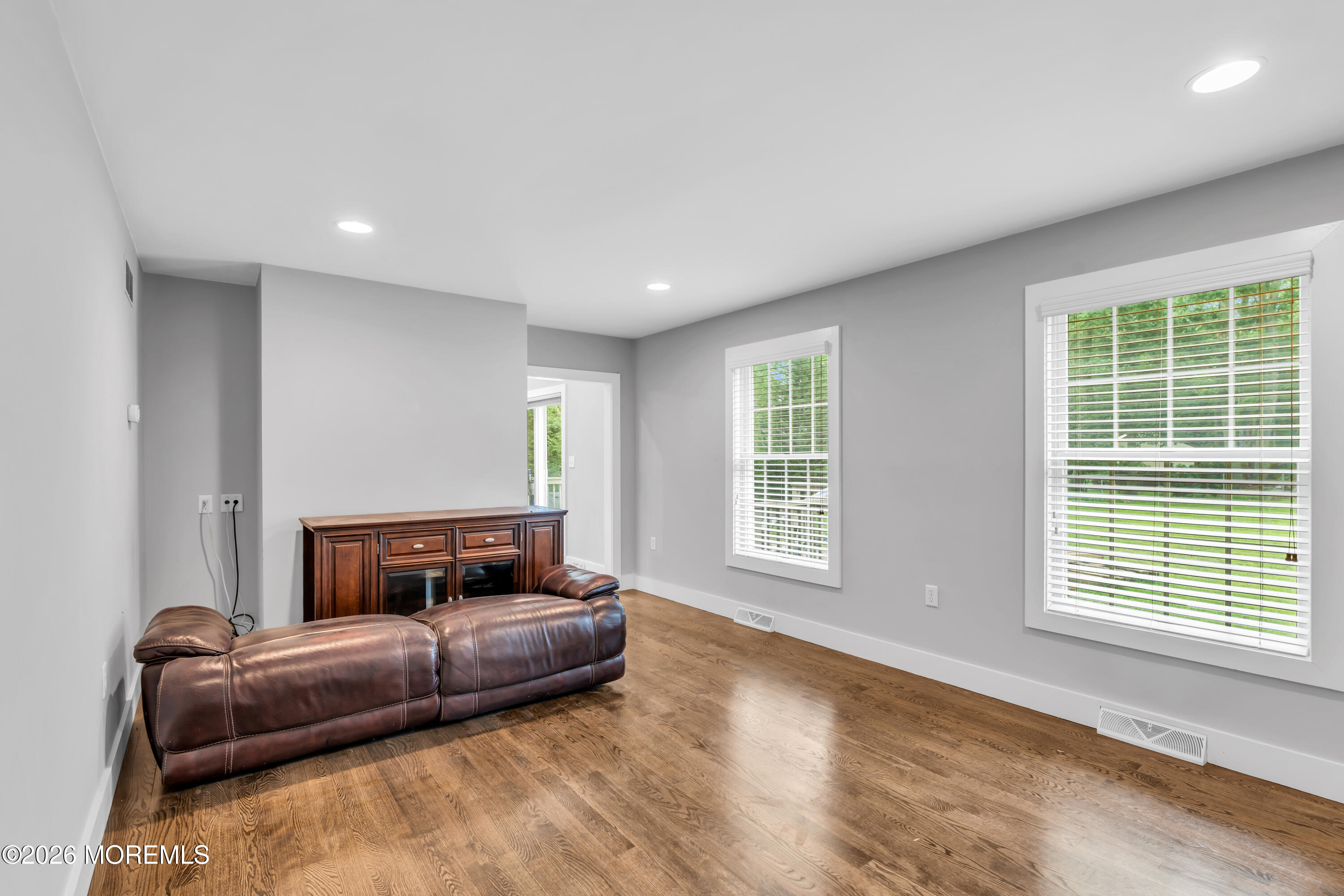 10 Oakwood Drive New Egypt NJ 08533