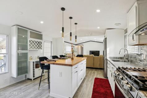 73 Camino Rio Toms River NJ 08755