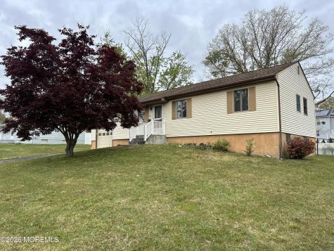 86 Brookhill Drive Howell NJ 07731