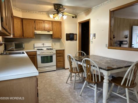86 Brookhill Drive Howell NJ 07731