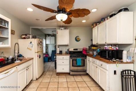 518 Monroe Avenue Woodbine NJ 08270