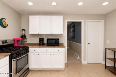 518 Monroe Avenue Woodbine NJ 08270