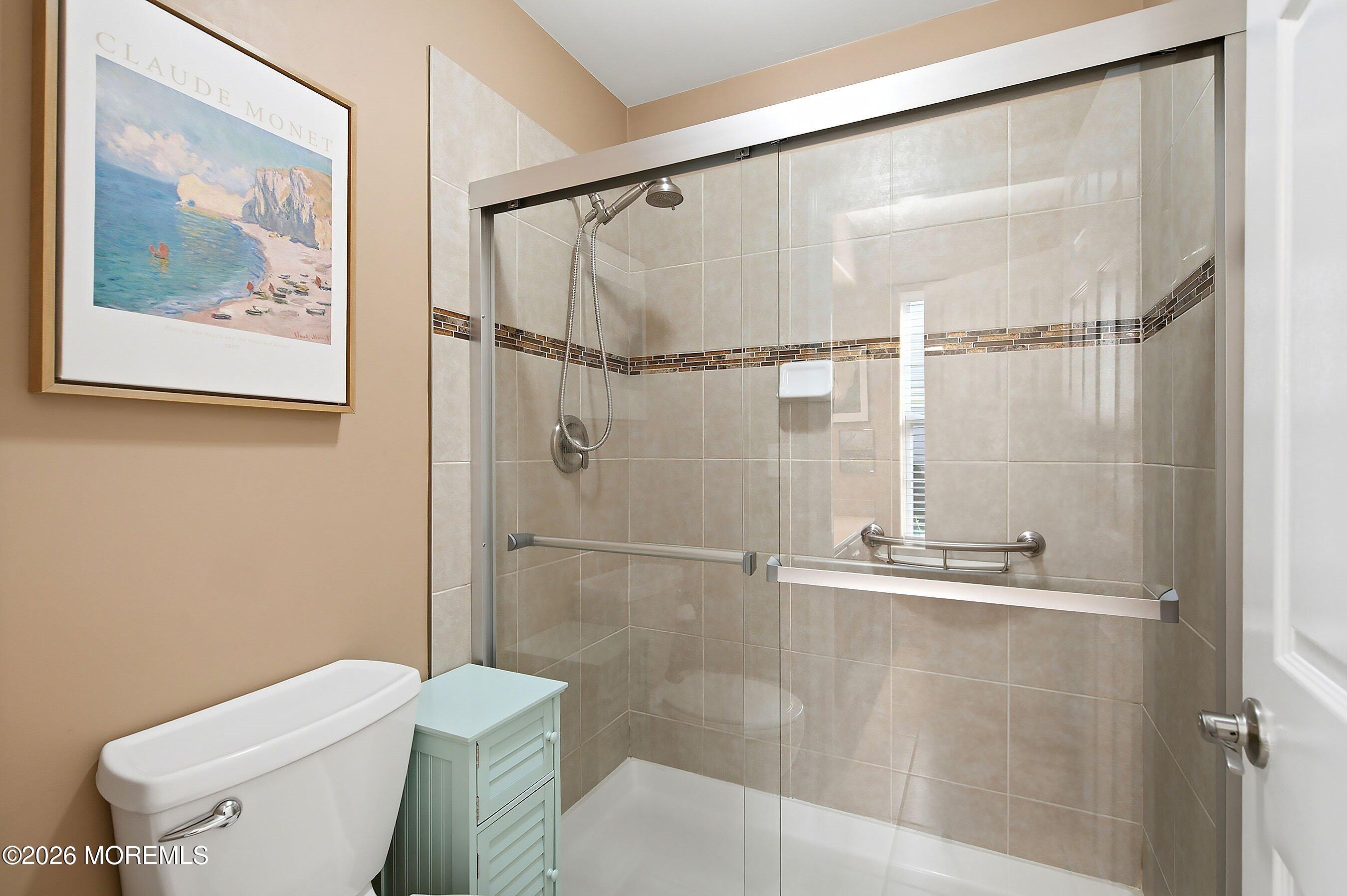 1219A Thornbury Lane Manchester NJ 08759