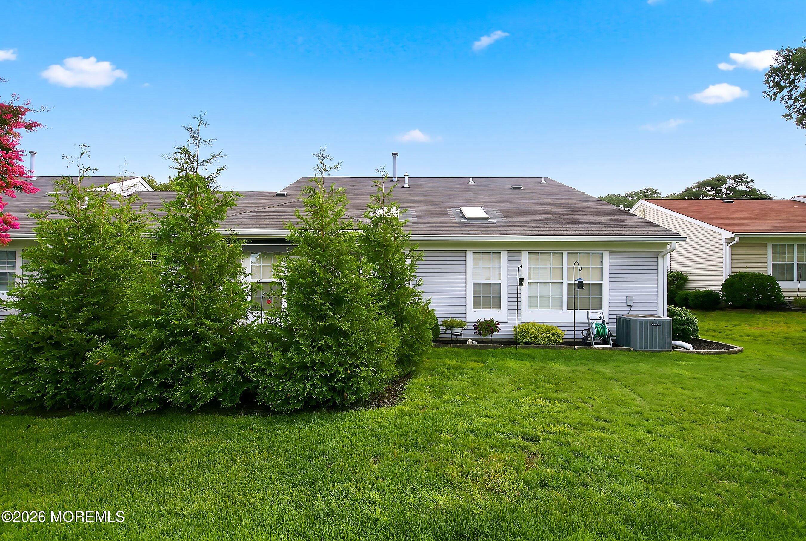1219A Thornbury Lane Manchester NJ 08759
