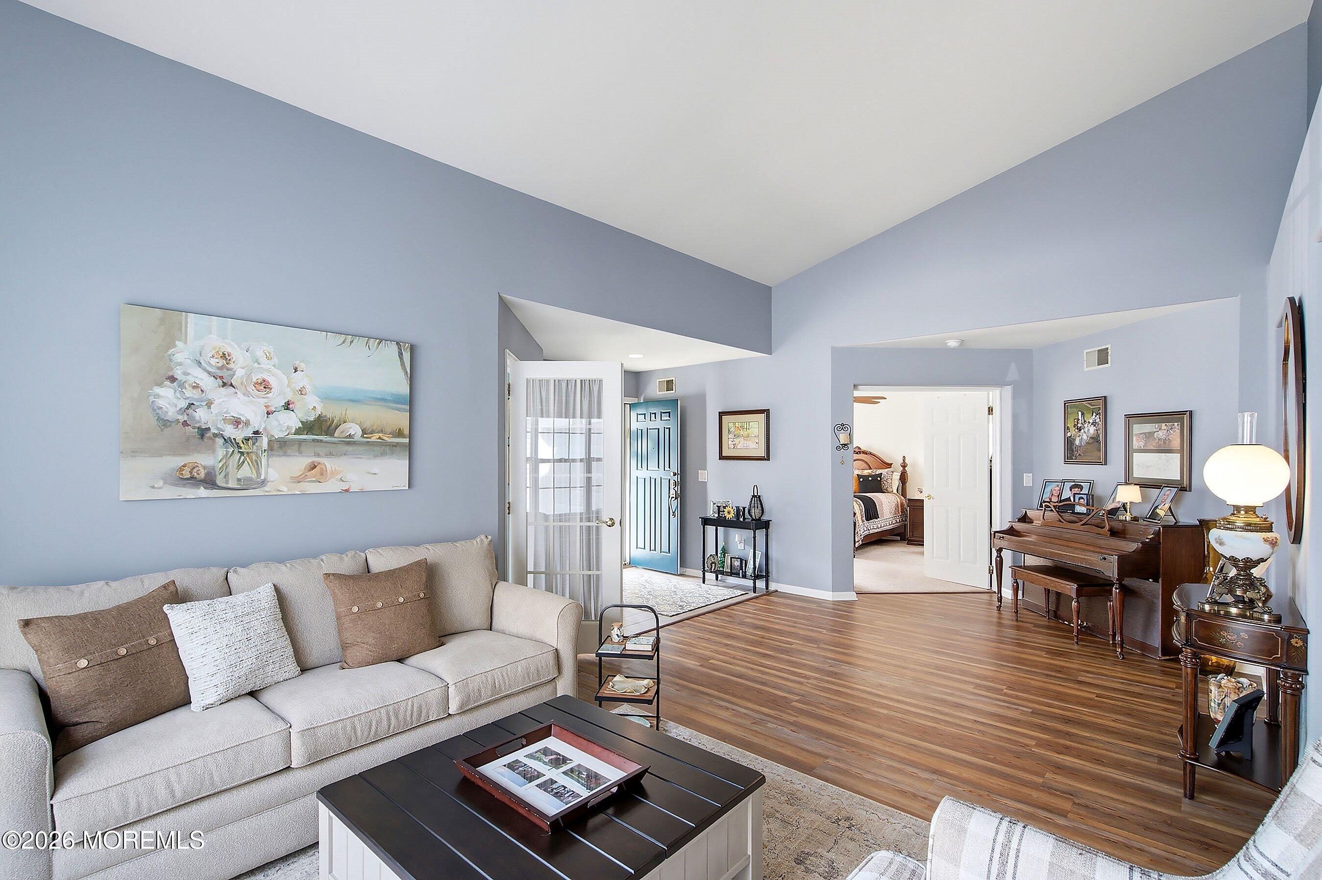 1219A Thornbury Lane Manchester NJ 08759