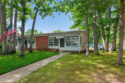 91F Buckingham Drive Lakewood NJ 08701