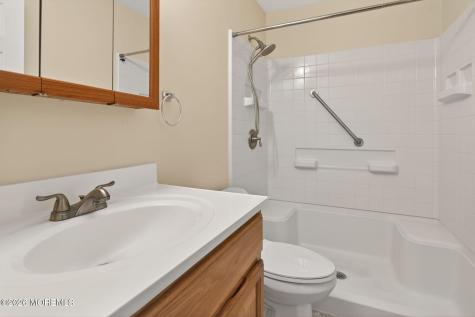 91F Buckingham Drive Lakewood NJ 08701