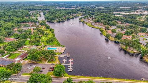 91F Buckingham Drive Lakewood NJ 08701