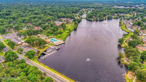 91F Buckingham Drive Lakewood NJ 08701