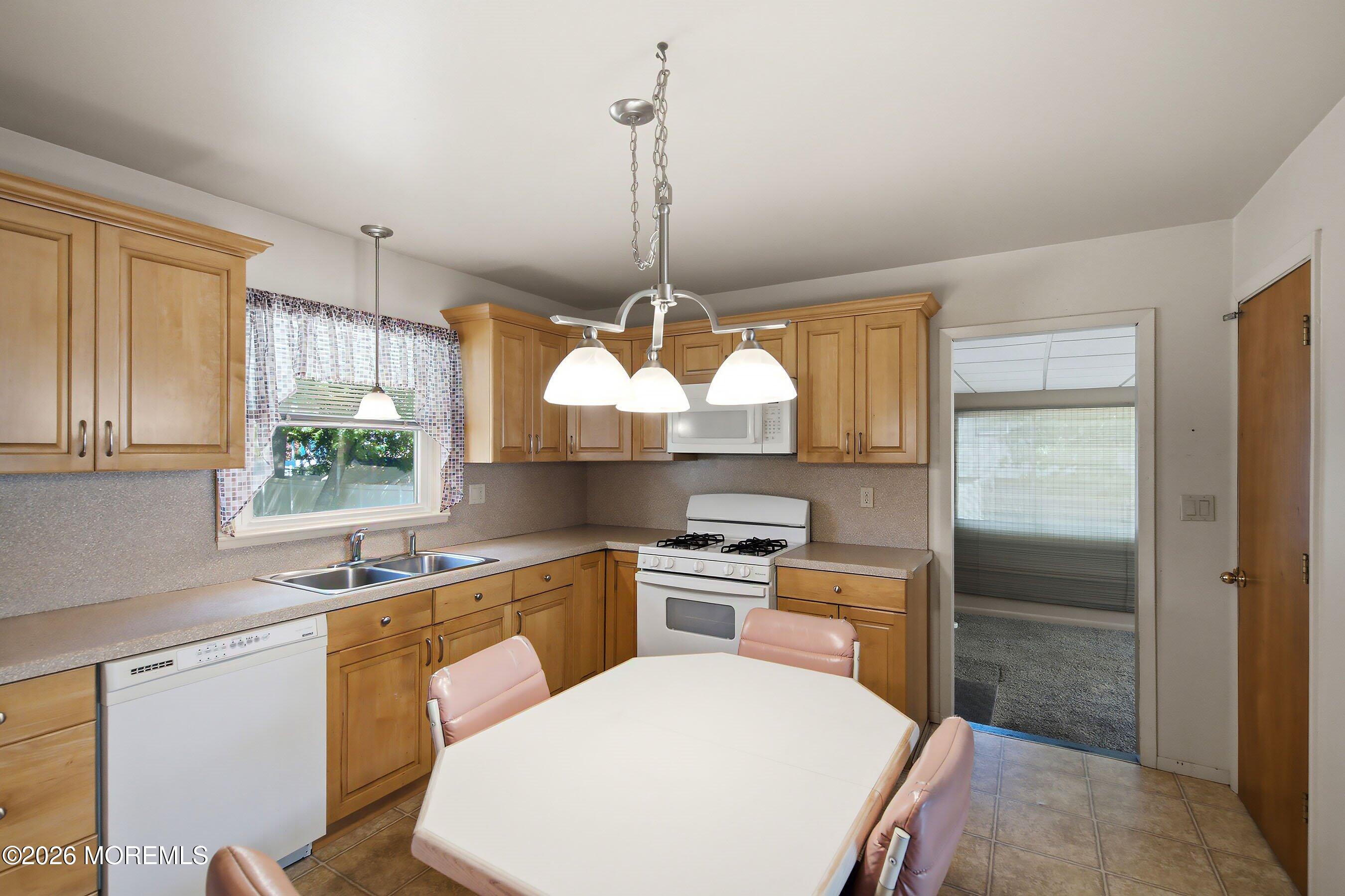 15 Tamarack Drive Manalapan NJ 07726