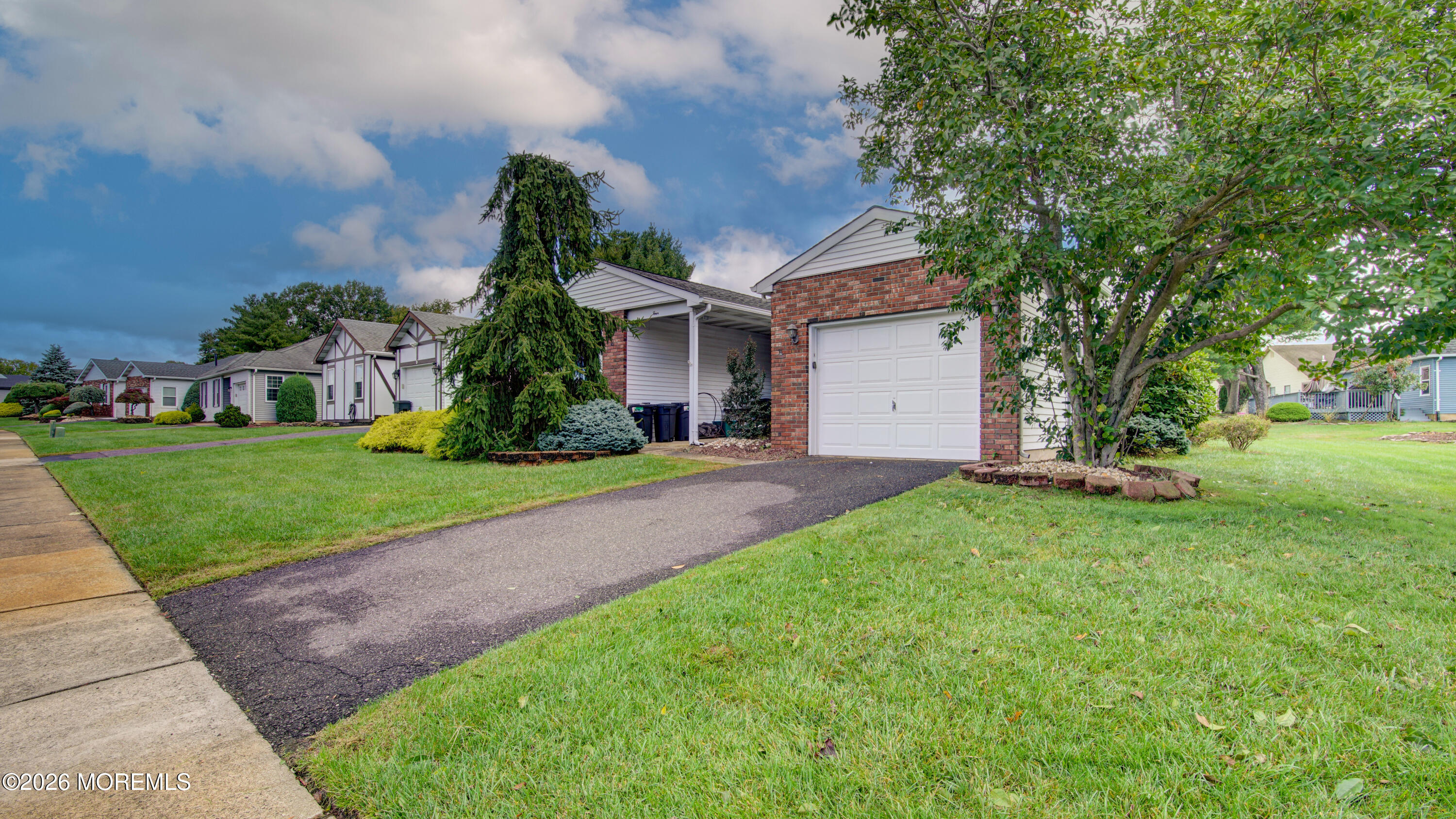 4 Lesley Drive Marlboro NJ 07746