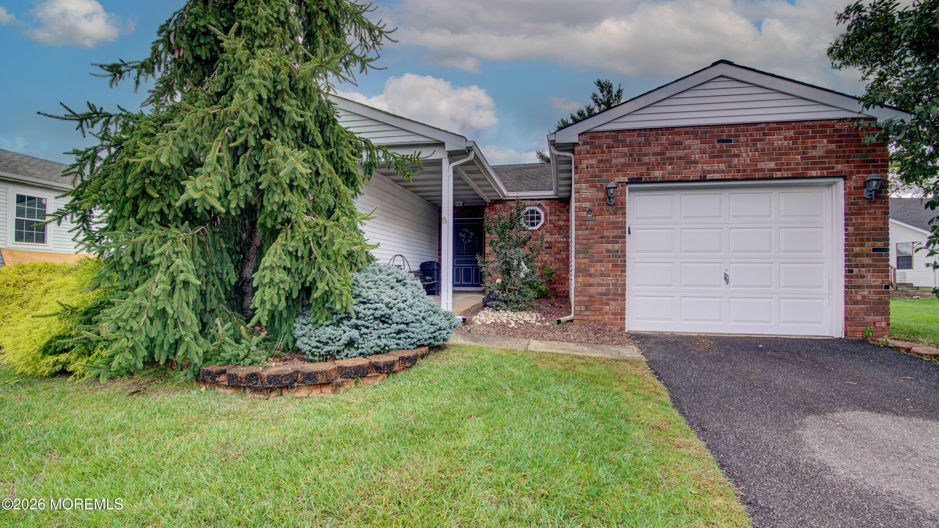 4 Lesley Drive Marlboro NJ 07746
