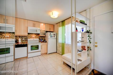 220 Medford Court Manalapan NJ 07726