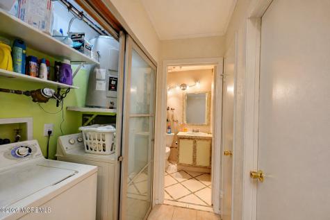 220 Medford Court Manalapan NJ 07726