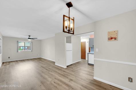 8B Walnut Street Toms River NJ 08757