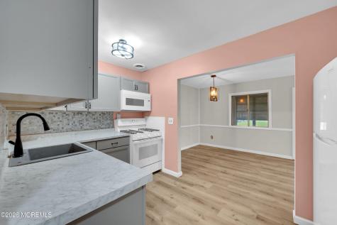 8B Walnut Street Toms River NJ 08757