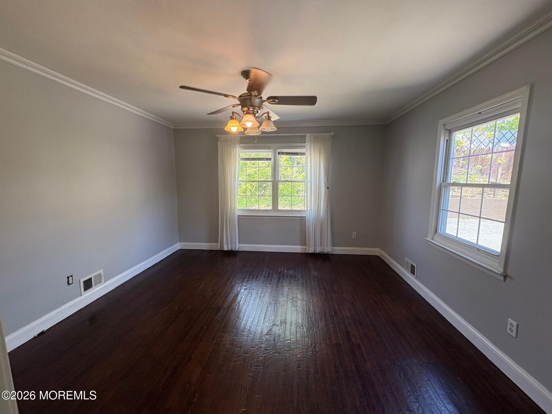 15 Saint James Place Keansburg NJ 07734