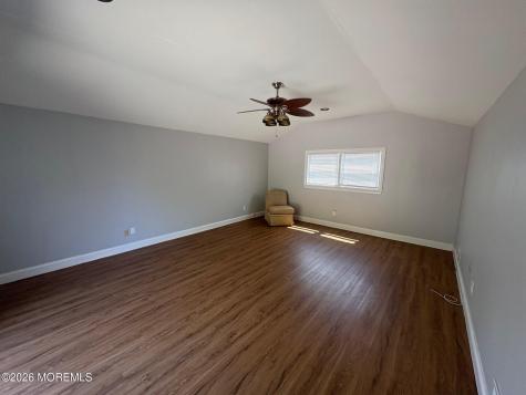 15 Saint James Place Keansburg NJ 07734