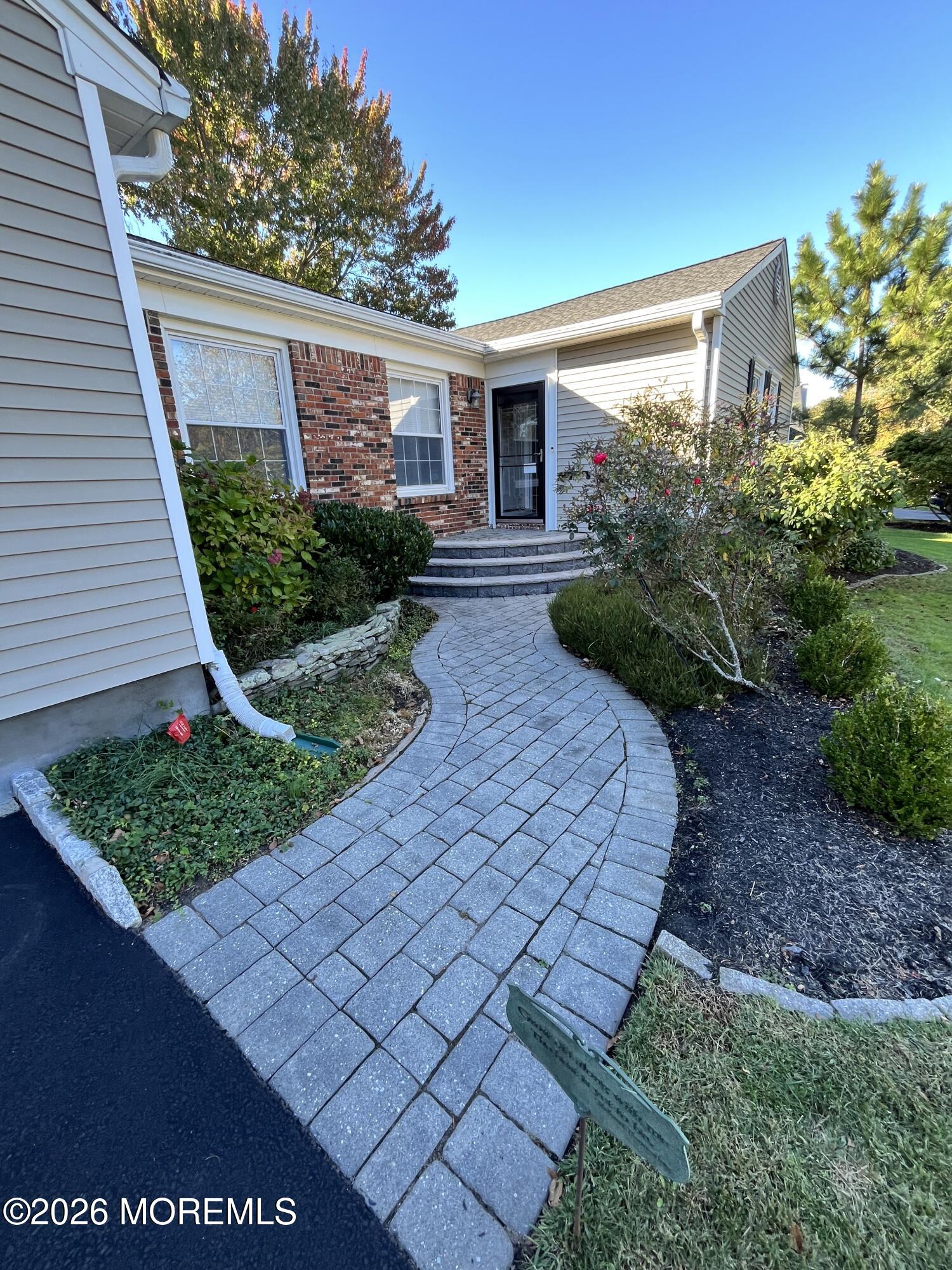 8 Abbey Lane Ocean Twp NJ 07712