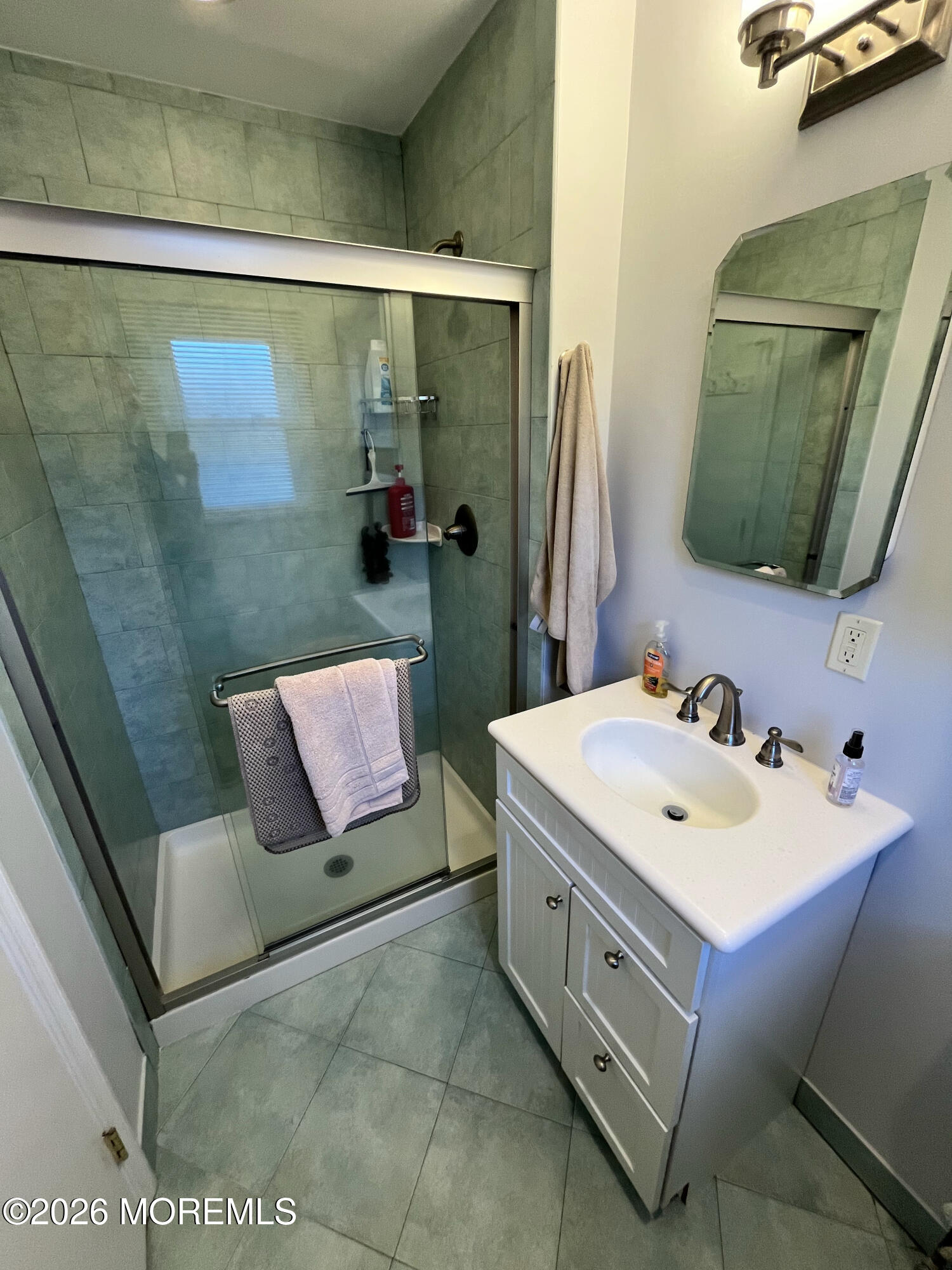 8 Abbey Lane Ocean Twp NJ 07712