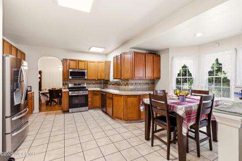 2433 Huckleberry Road Manchester NJ 08759