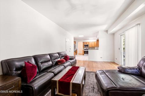 2433 Huckleberry Road Manchester NJ 08759