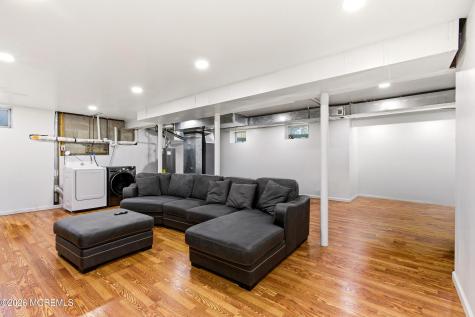 2433 Huckleberry Road Manchester NJ 08759