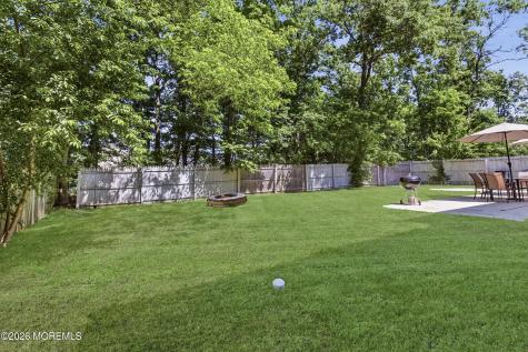 2433 Huckleberry Road Manchester NJ 08759