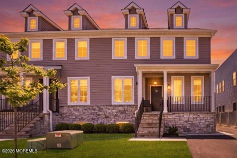 4 Blue River Way Lakewood NJ 08701