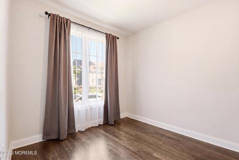 4 Blue River Way Lakewood NJ 08701