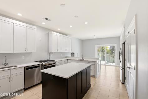 4 Blue River Way Lakewood NJ 08701