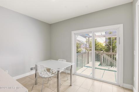4 Blue River Way Lakewood NJ 08701