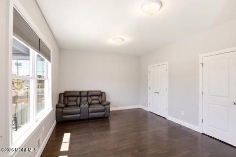 4 Blue River Way Lakewood NJ 08701