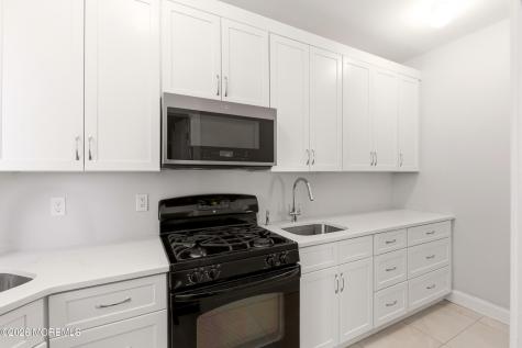 4 Blue River Way Lakewood NJ 08701