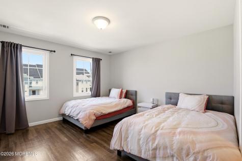 4 Blue River Way Lakewood NJ 08701