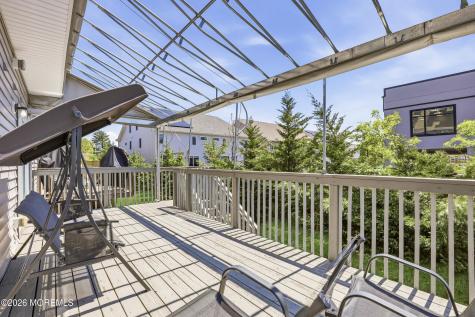 4 Blue River Way Lakewood NJ 08701