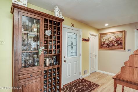 21 La Valley Drive Manalapan NJ 07726