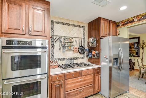 21 La Valley Drive Manalapan NJ 07726