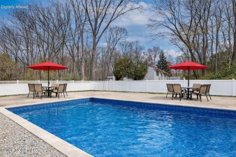 21 La Valley Drive Manalapan NJ 07726