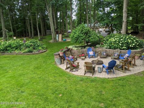 21 La Valley Drive Manalapan NJ 07726