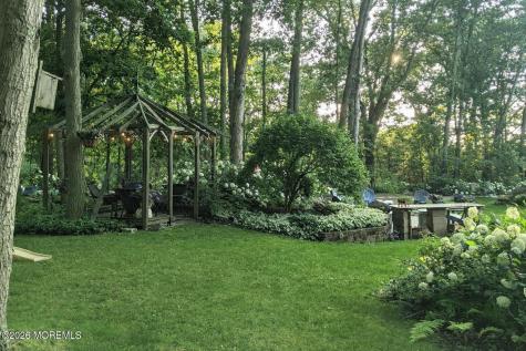 21 La Valley Drive Manalapan NJ 07726