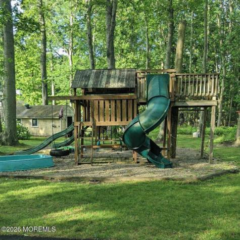 21 La Valley Drive Manalapan NJ 07726