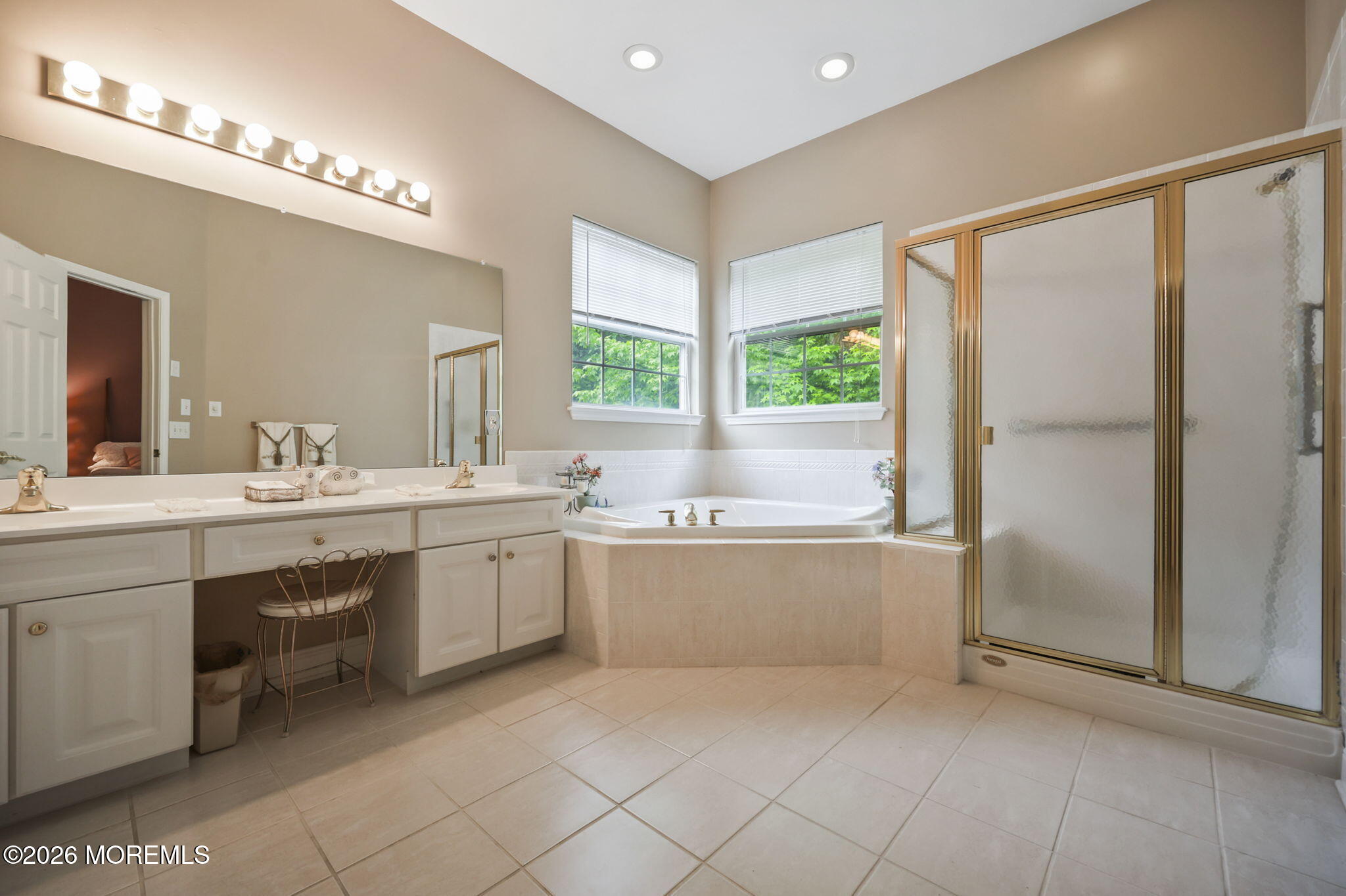 20 Spencer Drive Jackson NJ 08527