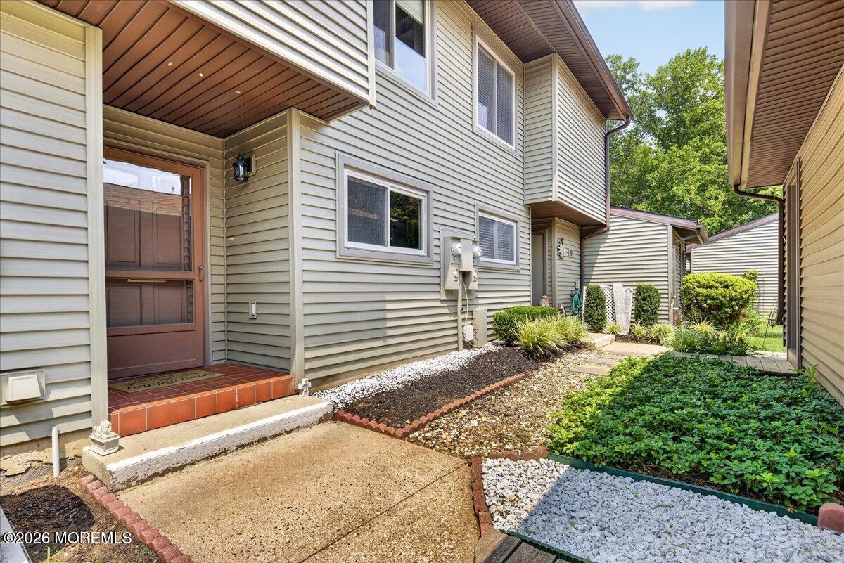 32 Andover Court Red Bank NJ 07701