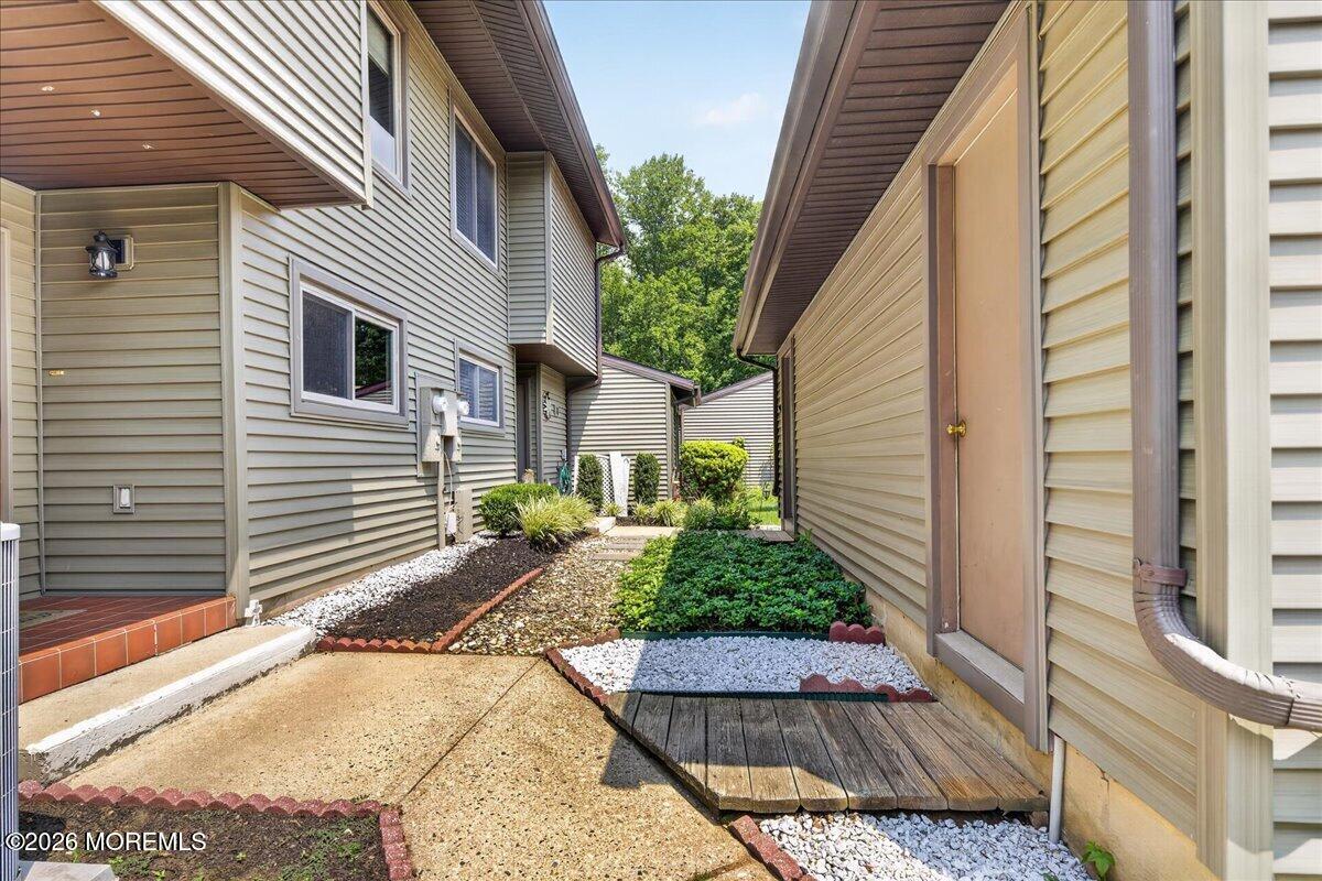 32 Andover Court Red Bank NJ 07701